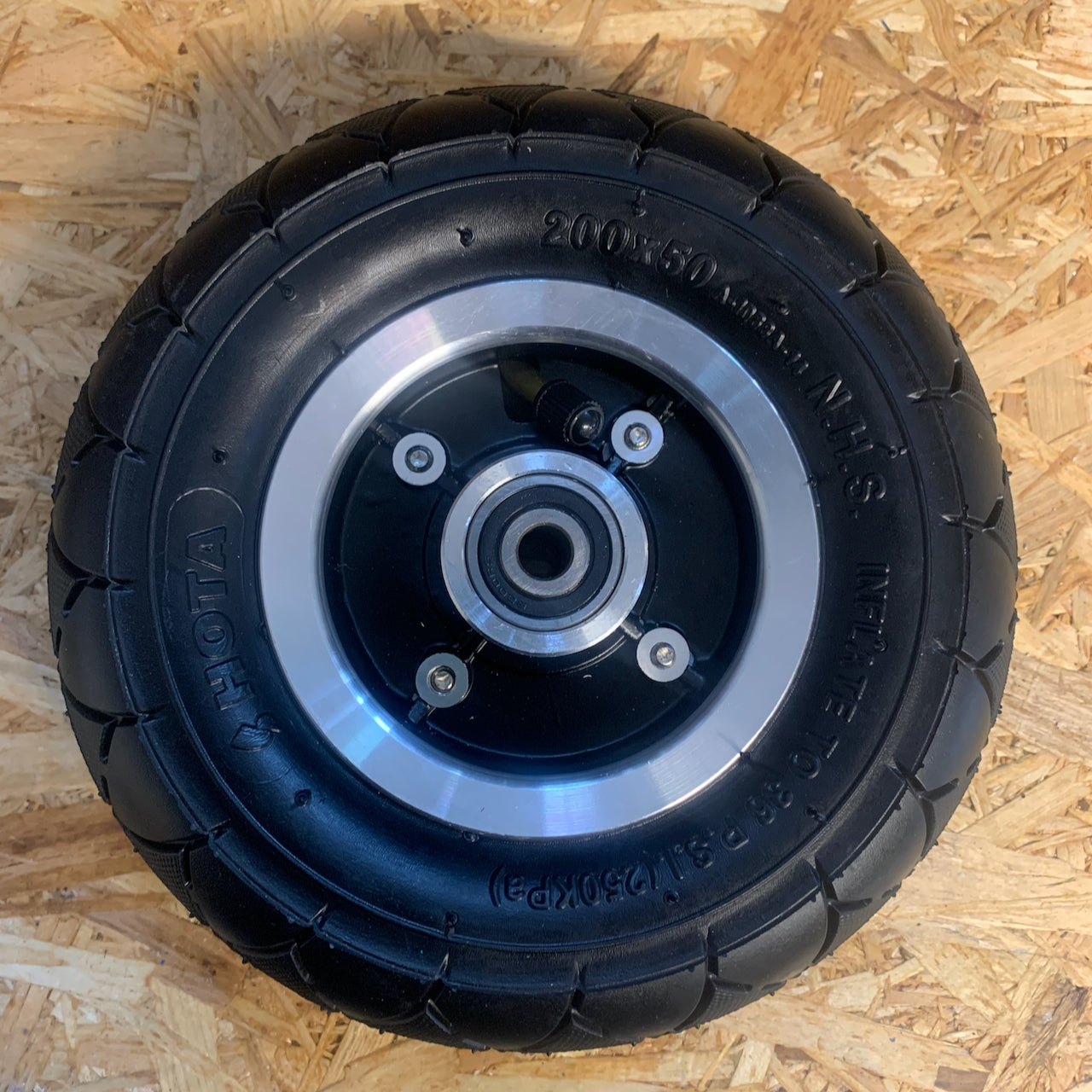 200x50 8" pneumatic electric scooter tyre & wheel