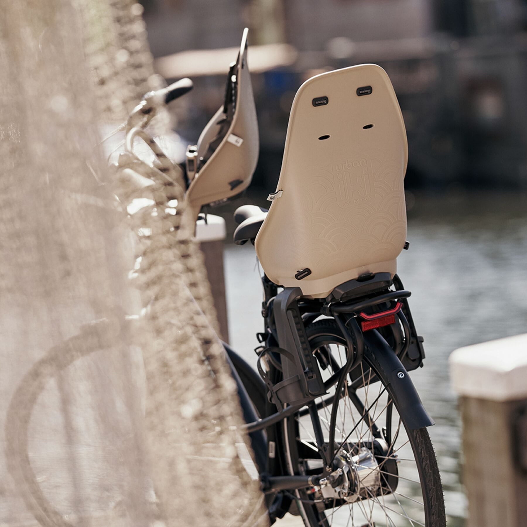 Urban Iki Rear Rack Close (esc)