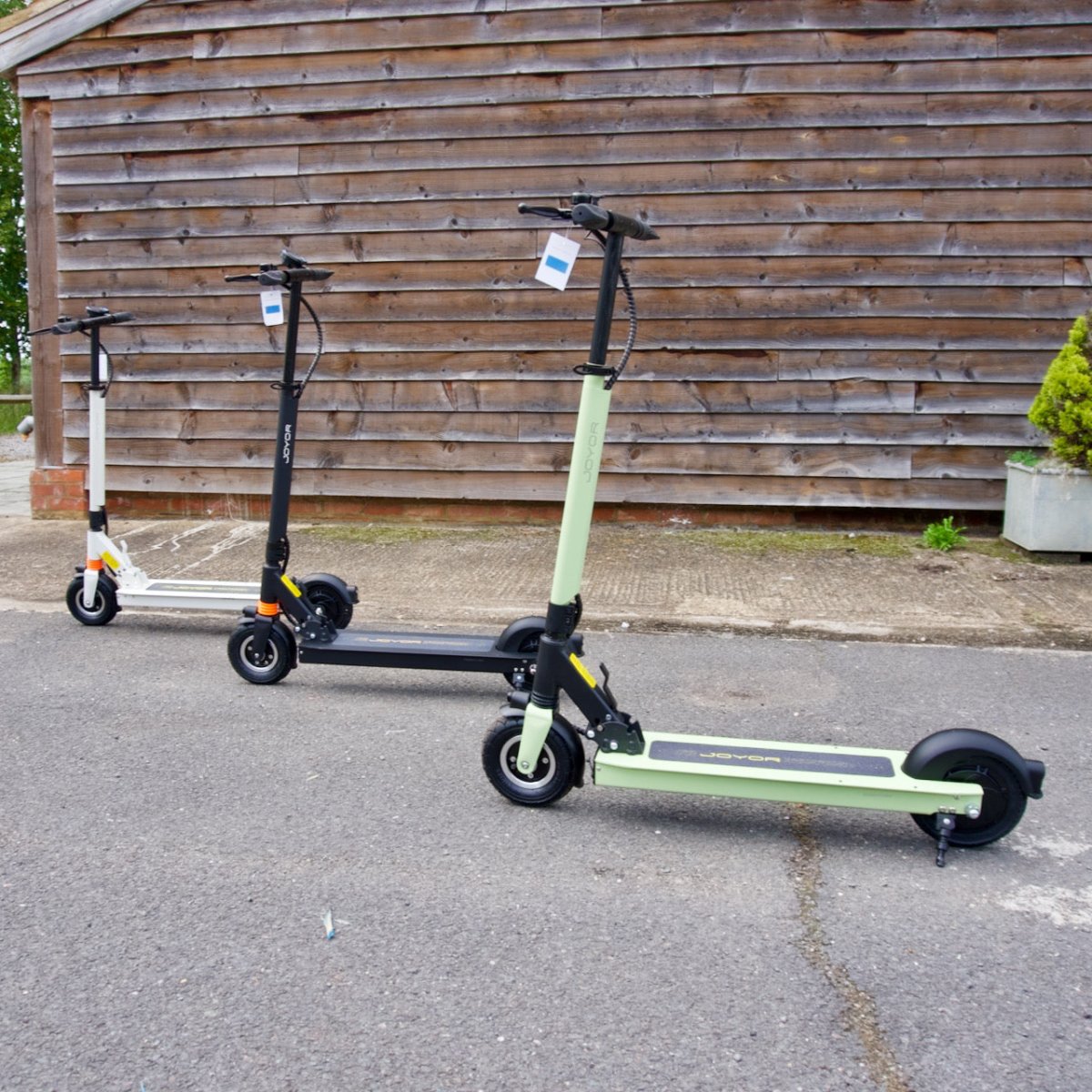 joyor f3 electric scooter black, green | horizon micromobility